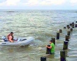 O'Neal moving in to help rescue stranded wade fisherman
