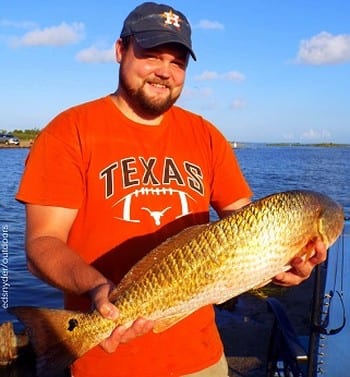 Night-Shifter Brenden Vowell of Spring TX took this nice 28inch slot red fishing with cracked crab