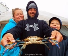 WOW!!! THATSA ONE BIGGA CRAB!!! we all ogled after the Mathis Family of Houston put the 9inch point to point crab on display