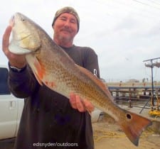 Santa Fe TX angler Charles O'Neal fished a Hogn-R to nab this nice 28inch slot red