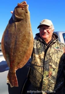 Zavala TX angler Darryl Dykes took this nice 19inch flounder on a gulp