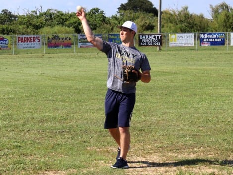 Colby Sciarrilla, recent US Naval Academy graduate and collegiate baseball player, gave a clinic for the team